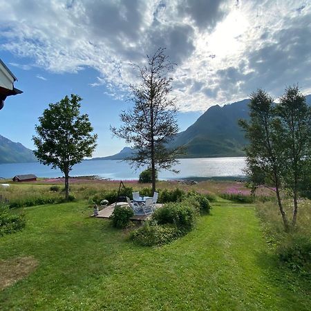 Unique And Charming House At The Foot Of Lofoten'S Highest Mountain Svolvaer Exterior photo